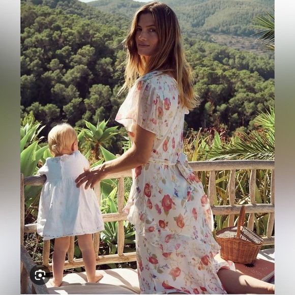 Rixo Evie Waterlily Floral Maxi Dress - Picture 1 of 10